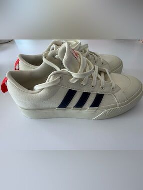 Adidas Bravada 2.0 Platform Sneakers